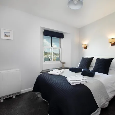2 Bed In Polruan 82949